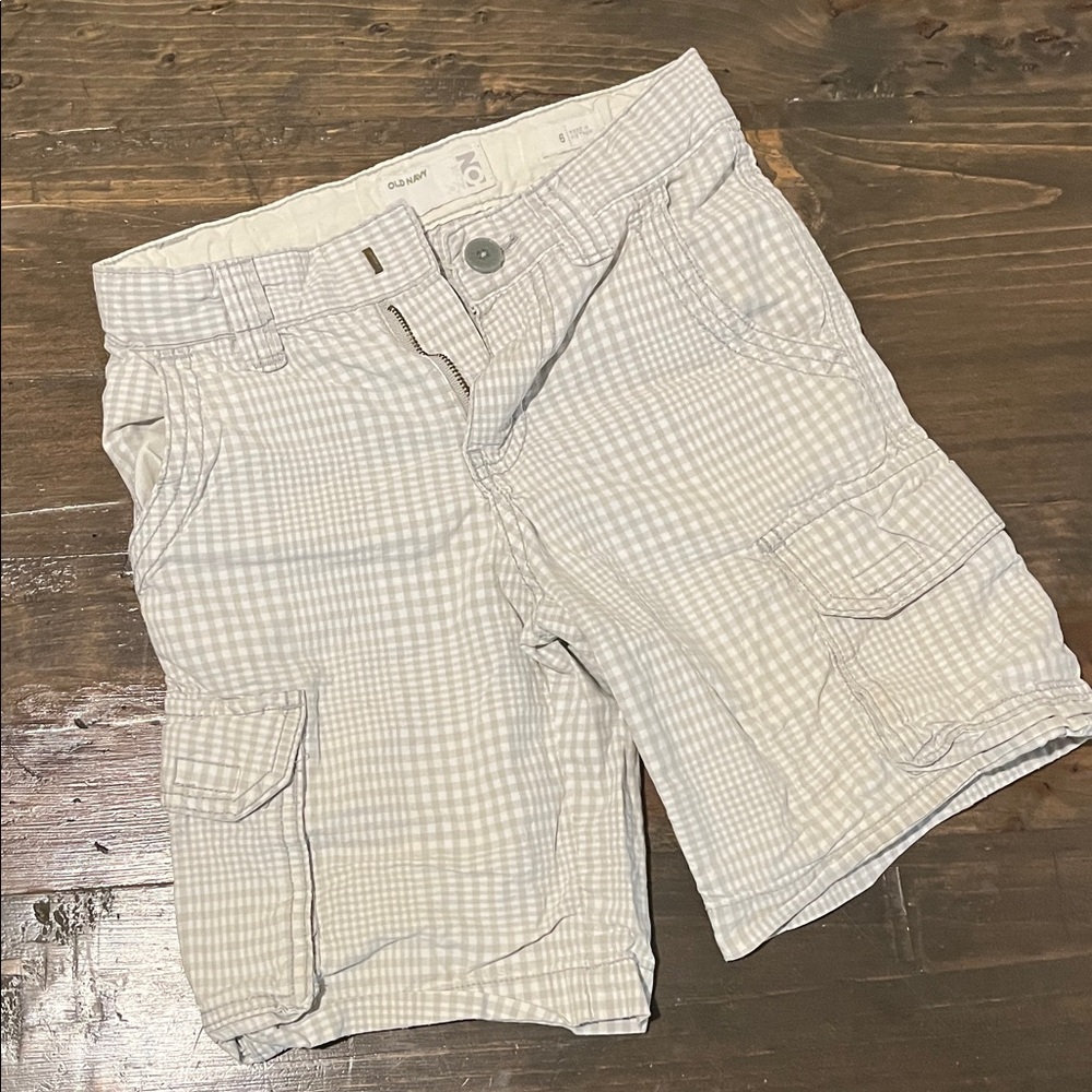 Old Navy Light Gray Gingham Cargo Shorts